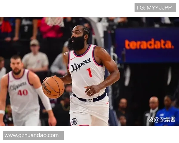 快船与掘金激战得分榜分析精彩瞬间回顾与球员表现点评 快船与掘金激战得分榜分析精彩瞬间回顾与球员表现点评